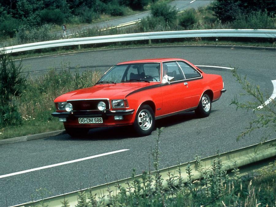  Opel Commodore GS-E Coupe 1972 года  (фото 8 из 11)